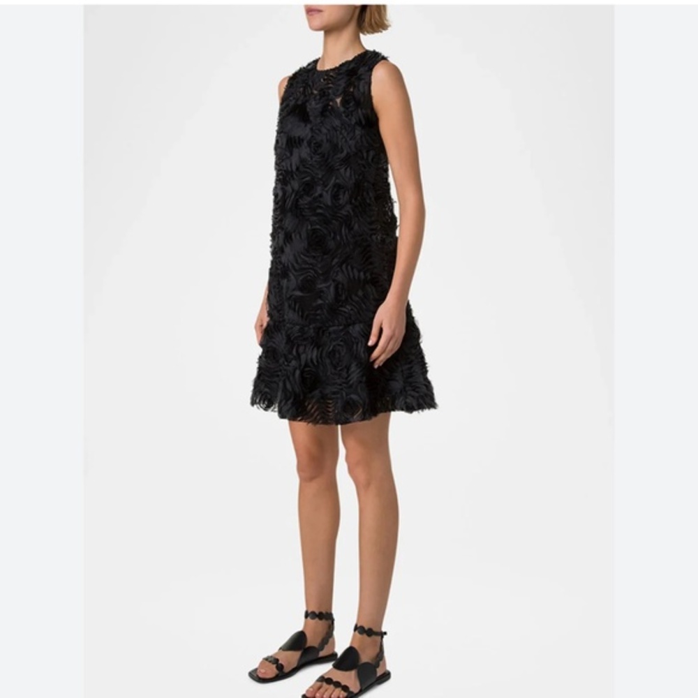 Akris Punto Sleeveless 3D Carnation Knee Length Dress in Black